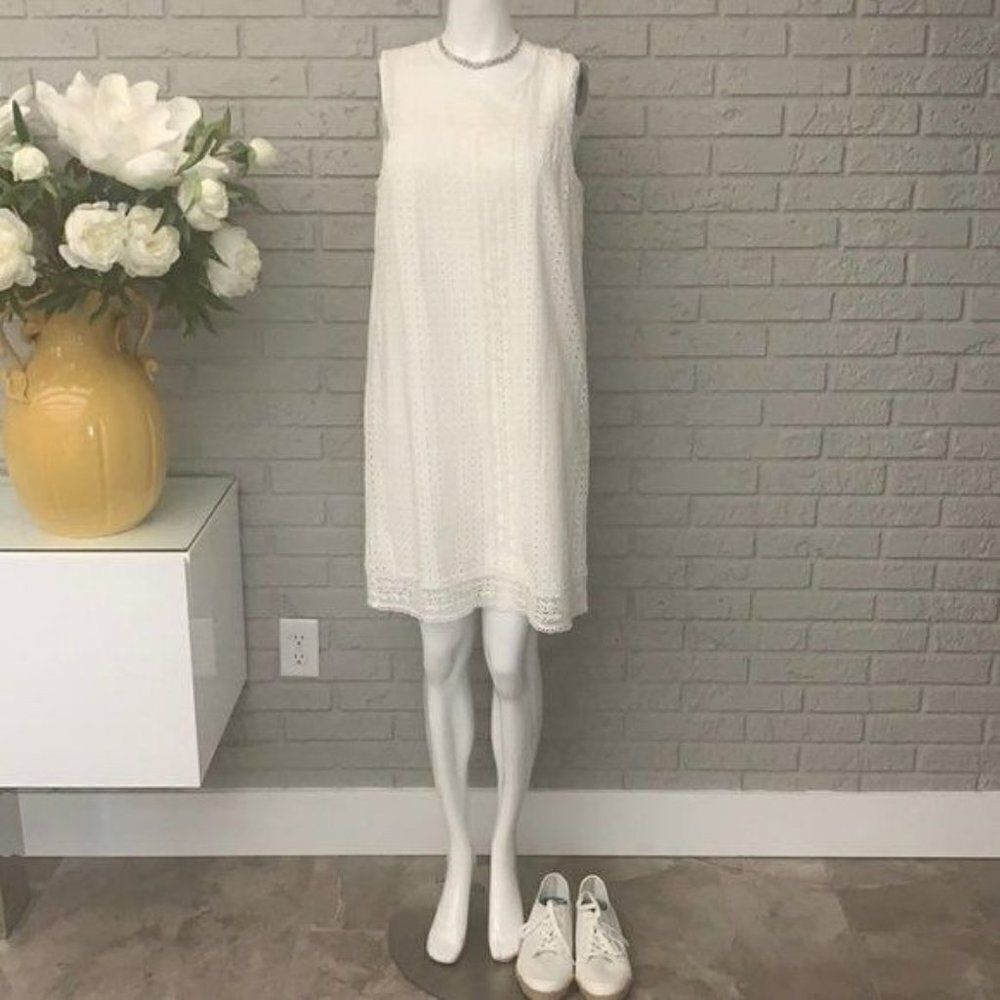 Solitaire Eyelet and Lace Dress Size L
